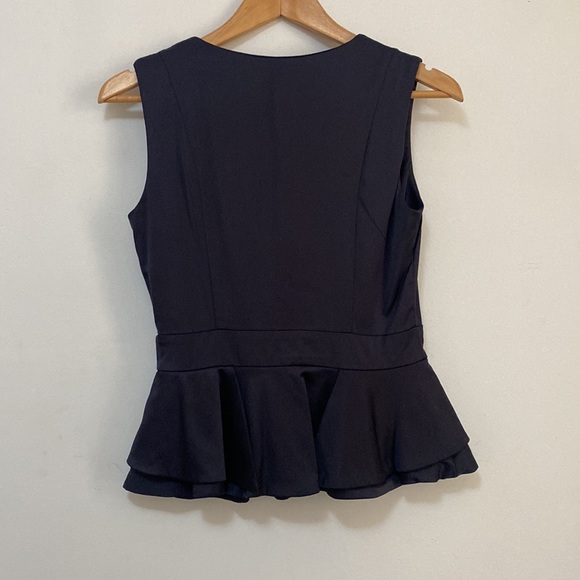 Cue - Peplum Top with Zip front - Size 8 - Picture 4 of 6